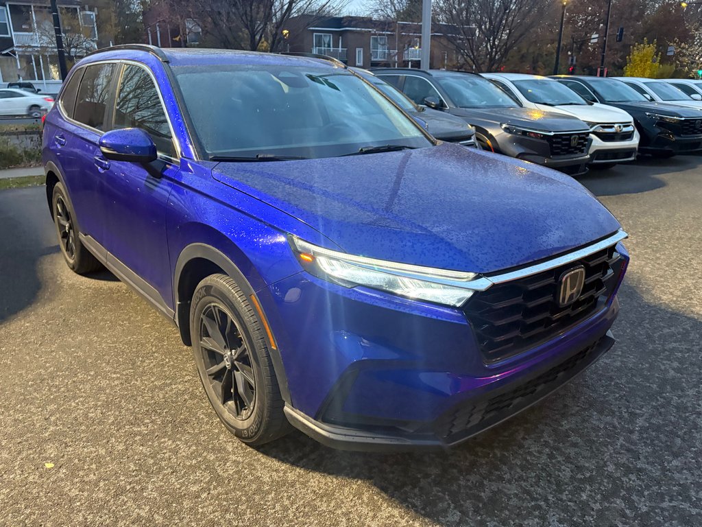 Honda CR-V SPORT-AWD 2023 à Montréal, Québec - 2 - w1024h768px