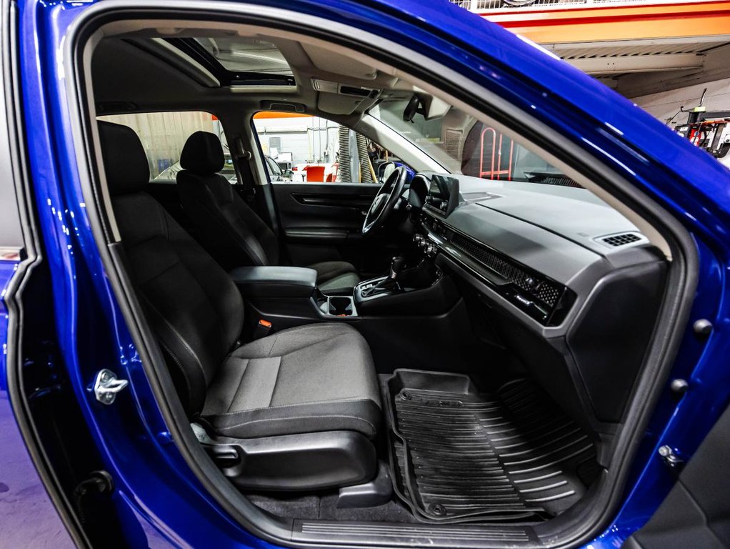 Honda CR-V Sport AWD TOIT OUVRANT I MAGS I SIEGES ET VOLANT CHAUFFANTS I DEMARREUR I CARPLAY I SECURITE ACTIVE 2024 à Montréal, Québec - 18 - w1024h768px