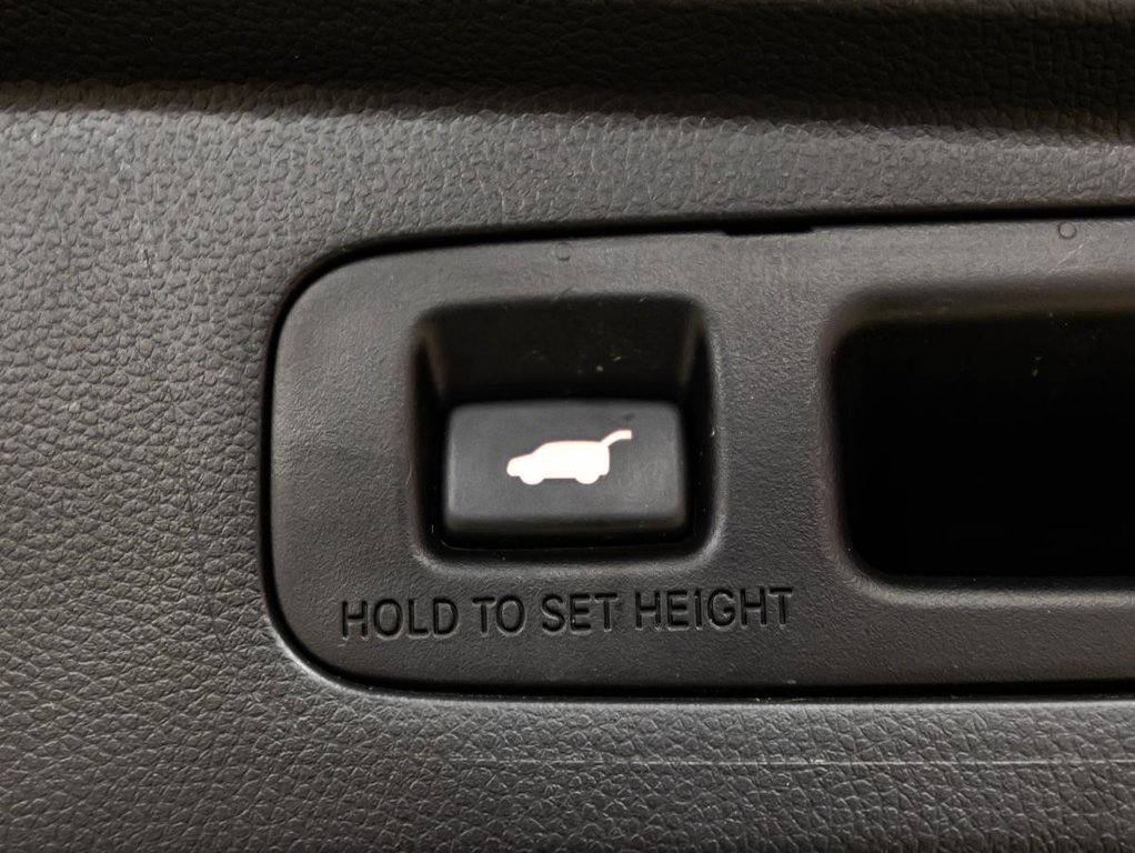 Honda CR-V Sport AWD TOIT OUVRANT I MAGS I SIEGES ET VOLANT CHAUFFANTS I DEMARREUR I CARPLAY I SECURITE ACTIVE 2024 à Montréal, Québec - 15 - w1024h768px