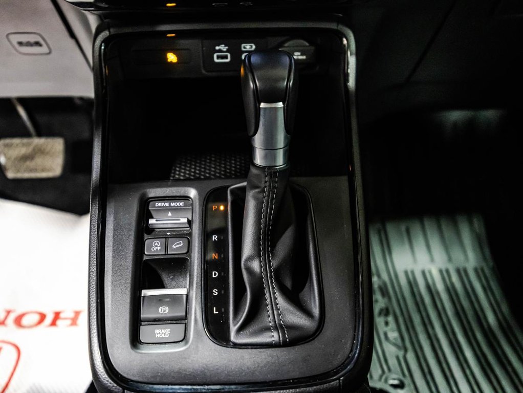 Honda CR-V Sport AWD TOIT OUVRANT I MAGS I SIEGES ET VOLANT CHAUFFANTS I DEMARREUR I CARPLAY I SECURITE ACTIVE 2024 à Montréal, Québec - 26 - w1024h768px