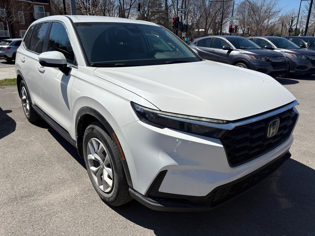 Honda CR-V LX-B 2024 à Montréal, Québec - 2 - w1024h768px