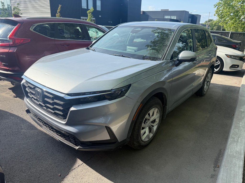 2025 Honda CR-V LX in Montreal, Quebec - 1 - w1024h768px
