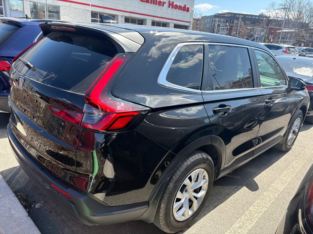 Honda CR-V LX 2026 à Montréal, Québec - 3 - w1024h768px
