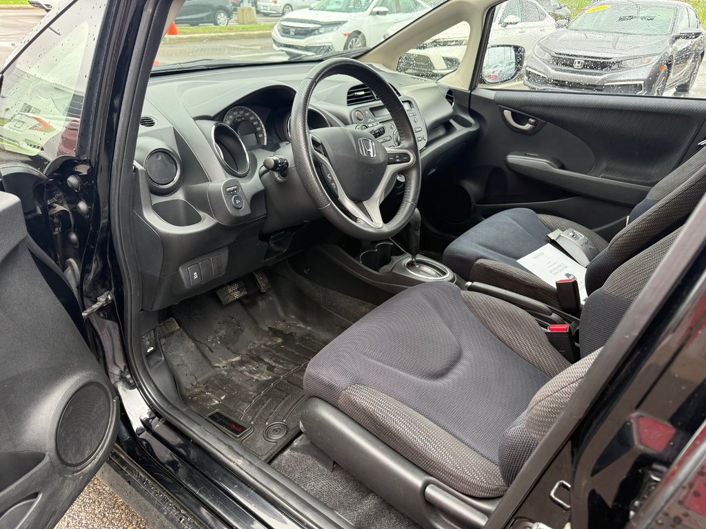 2013 Honda Fit Sport in Montreal, Quebec - 7 - w1024h768px