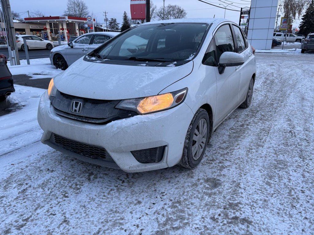 2016 Honda Fit LX  SIÈGES CHAUFFANTS//CAMERA//BLUETOOTH//MAGIC SEATS in , Quebec - 3 - w1024h768px