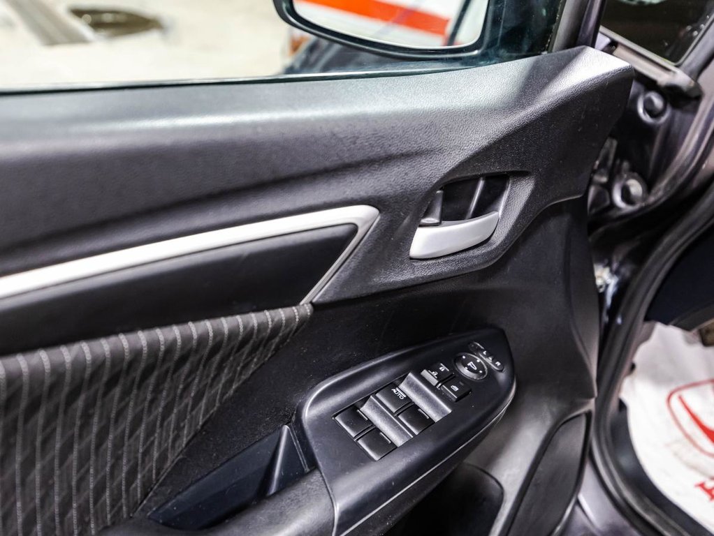 2018 Honda Fit Sport CVT avec Honda Sensing in , Quebec - 12 - w1024h768px