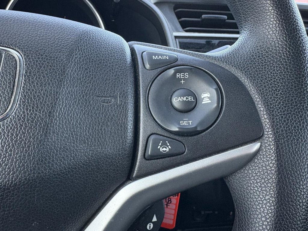 Honda Fit LX avec Honda Sensing I SIEGES CHAUFFANTS I BLUETOOTH CAMERA I SECURITE ACTIVE 2018 à , Québec - 8 - w1024h768px