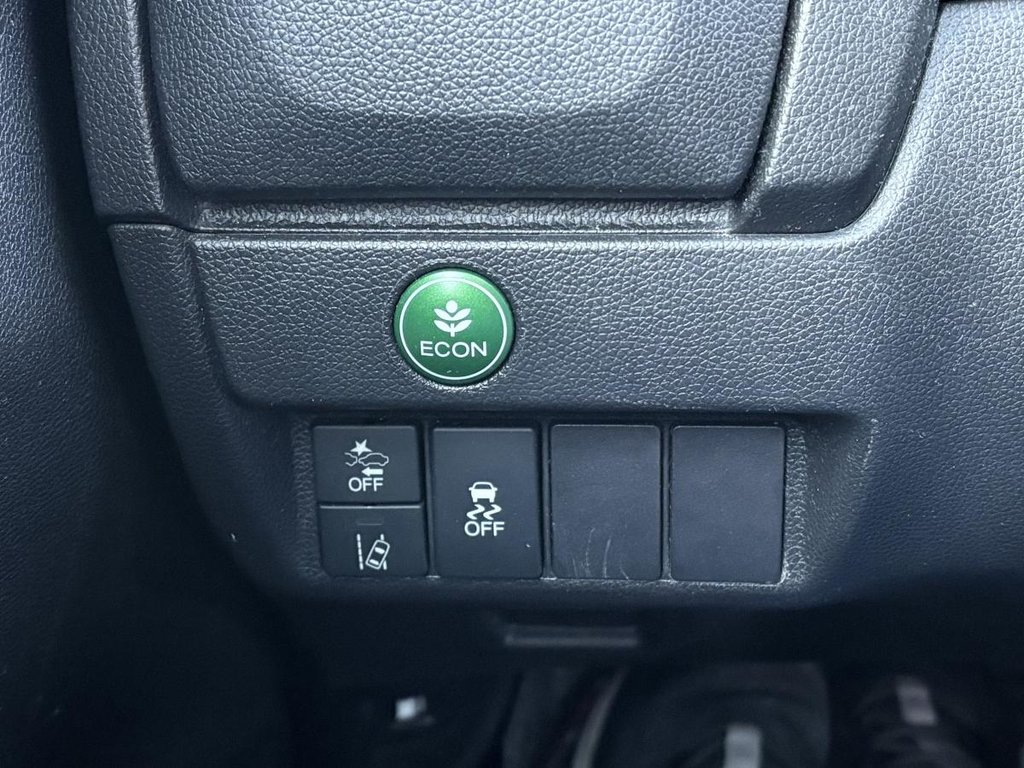 Honda Fit LX avec Honda Sensing I SIEGES CHAUFFANTS I BLUETOOTH CAMERA I SECURITE ACTIVE 2018 à , Québec - 10 - w1024h768px