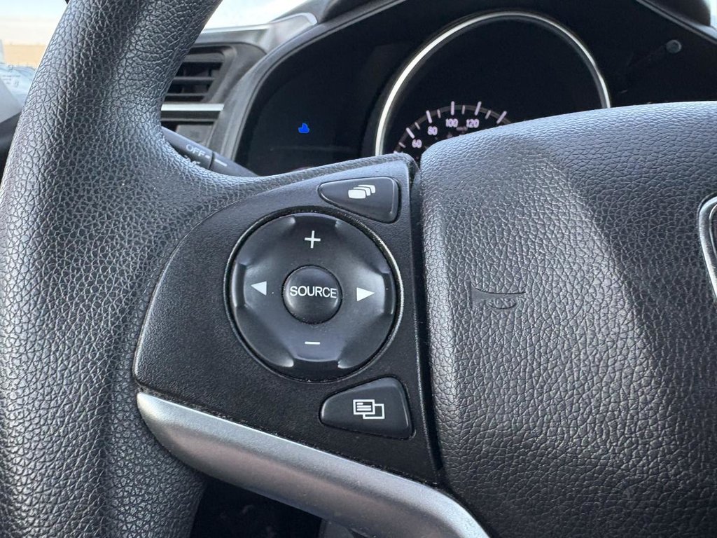 Honda Fit LX avec Honda Sensing I SIEGES CHAUFFANTS I BLUETOOTH CAMERA I SECURITE ACTIVE 2018 à , Québec - 9 - w1024h768px