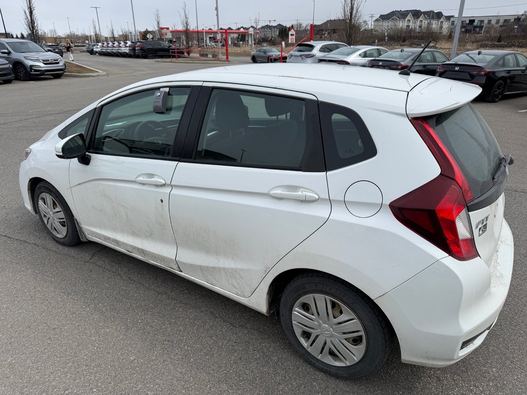 2018 Honda Fit LX in Montréal, Quebec - 3 - w1024h768px