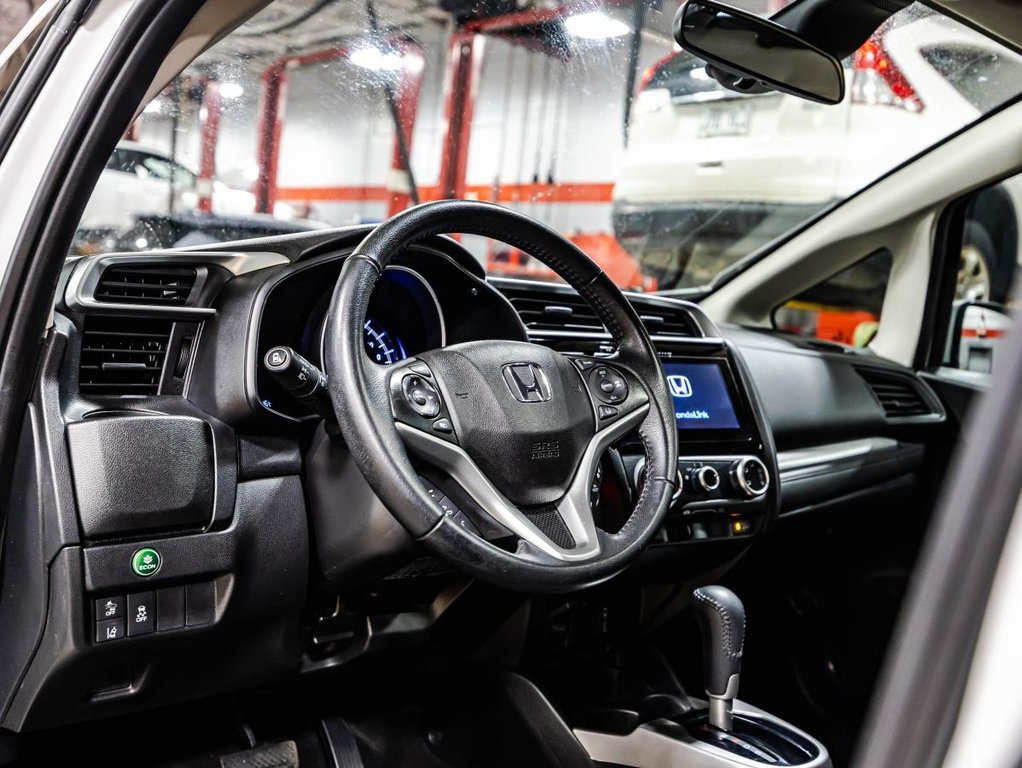 Honda Fit Sport avec Honda Sensing I TOIT OUVRANT I CARPLAY I SIEGES CHAUFFANTS I CAMERA I SECURITE ACTIVE 2019 à Montréal, Québec - 21 - w1024h768px