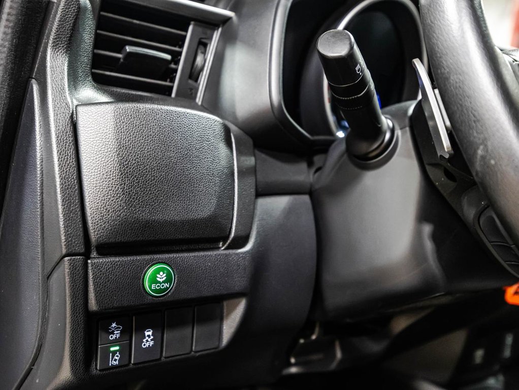 2020 Honda Fit Sport 13 600 KM SEULEMENT!!! CARPLAY I SIEGES CHAUFFANTS I MAGS I CAMERA I SECURITÉ ACTIVE in , Quebec - 20 - w1024h768px