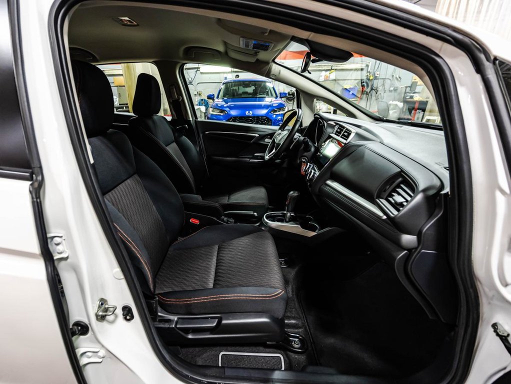 2020 Honda Fit Sport 13 600 KM SEULEMENT!!! CARPLAY I SIEGES CHAUFFANTS I MAGS I CAMERA I SECURITÉ ACTIVE in , Quebec - 17 - w1024h768px