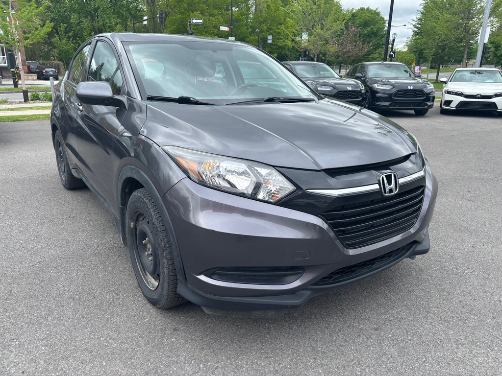2016 Honda HR-V LX in Montréal, Quebec - 2 - w1024h768px