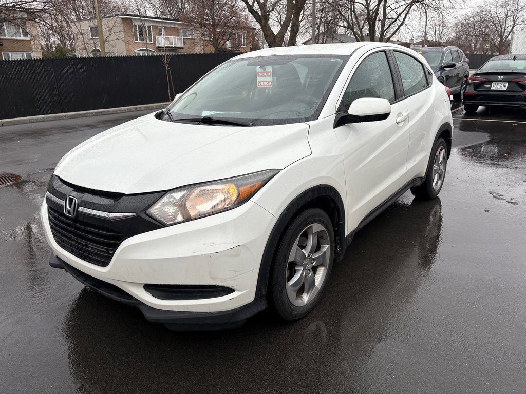 HR-V LX HRV EN BAS DE 10 000$ ON A ÇA 2017 à , Québec - 1 - w1024h768px