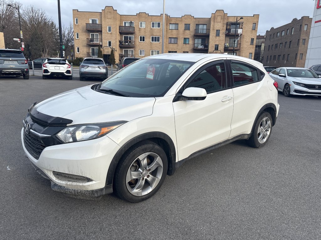 2017 Honda HR-V LX AWD | CLEAN CARFAX | GARANTIE 10 ANS in Montréal, Quebec - 1 - w1024h768px