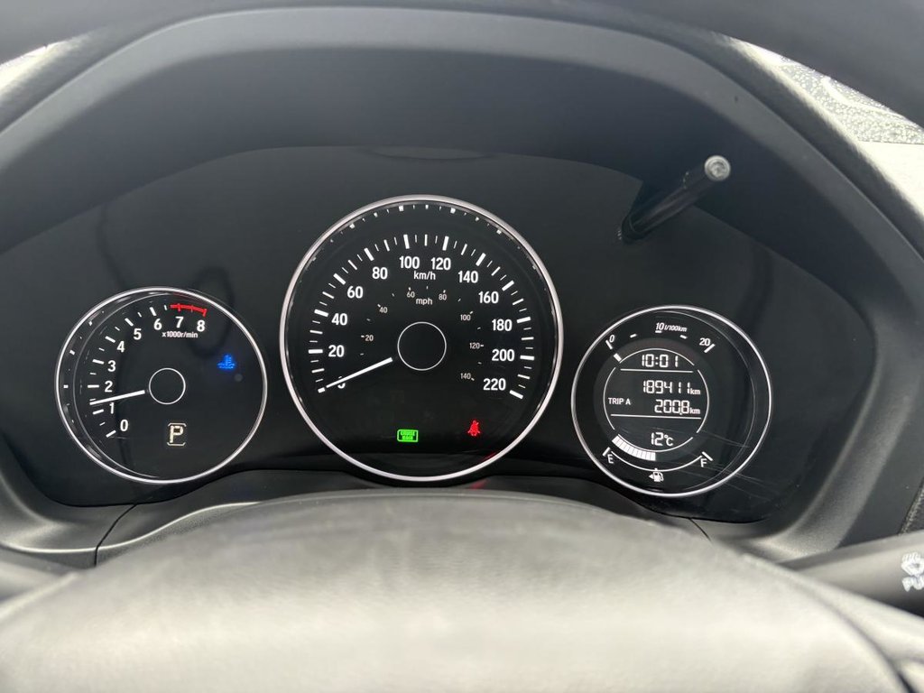 2017 Honda HR-V LX AWD SIEGES CHAUFFANTS I BLUETOOTH I CAMERA  I  MAGS in Montréal, Quebec - 8 - w1024h768px