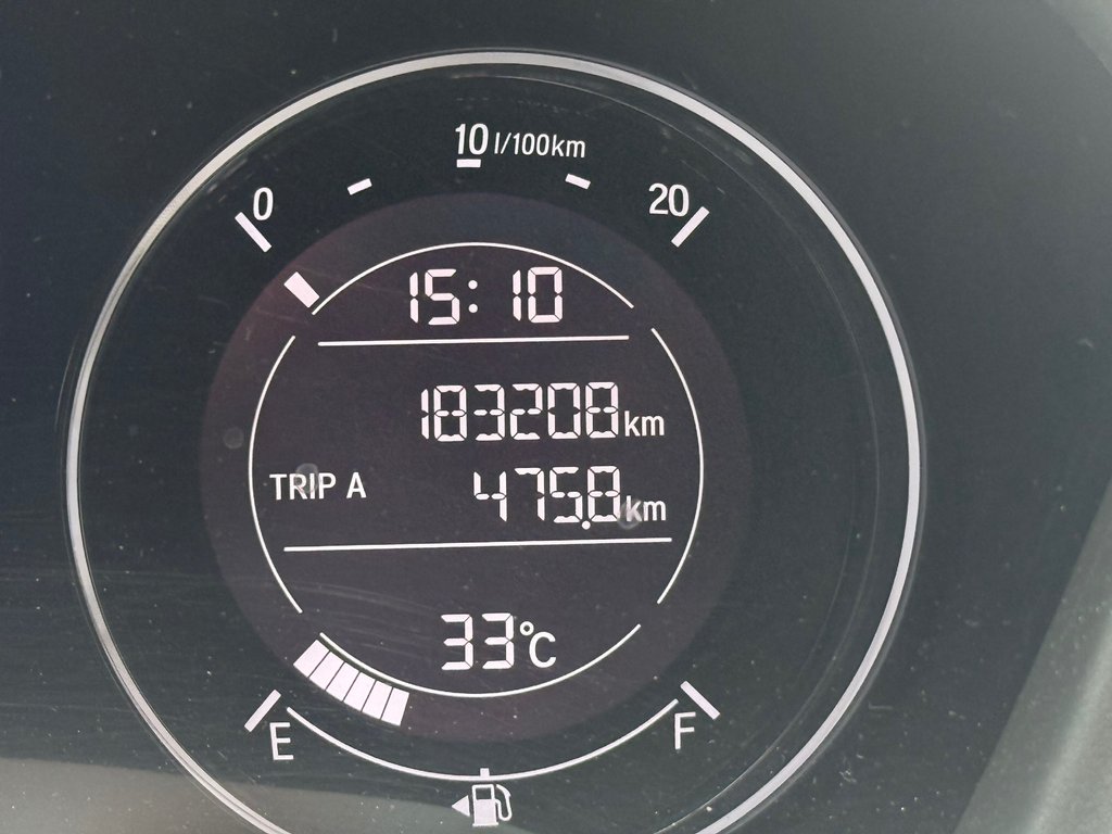 2017 Honda HR-V LX in Montréal, Quebec - 2 - w1024h768px