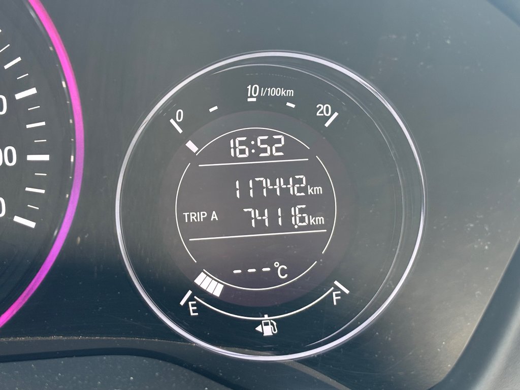 2018 Honda HR-V LX in Montréal, Quebec - 5 - w1024h768px