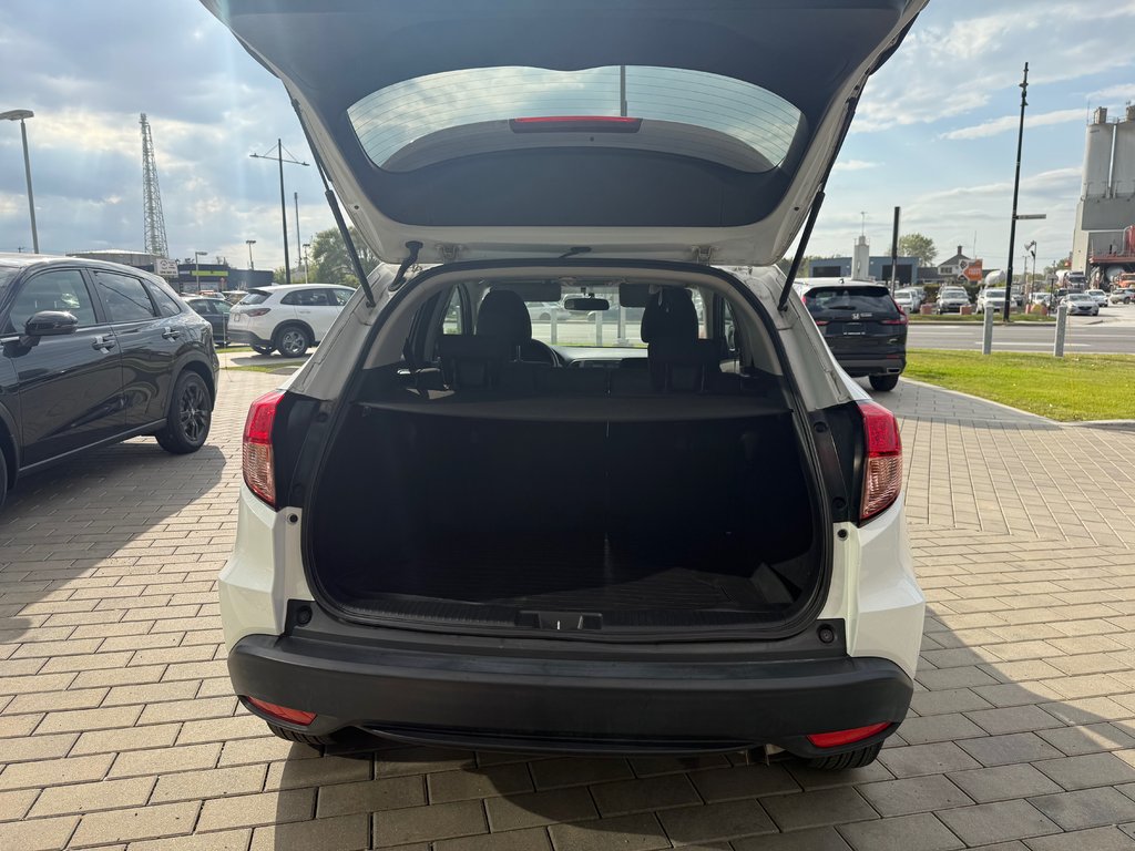 2018 Honda HR-V LX in Montreal, Quebec - 7 - w1024h768px