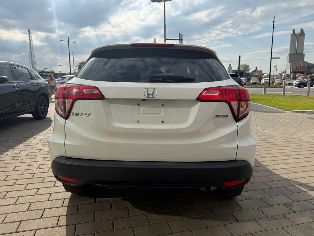 2018 Honda HR-V LX in Montreal, Quebec - 5 - w1024h768px