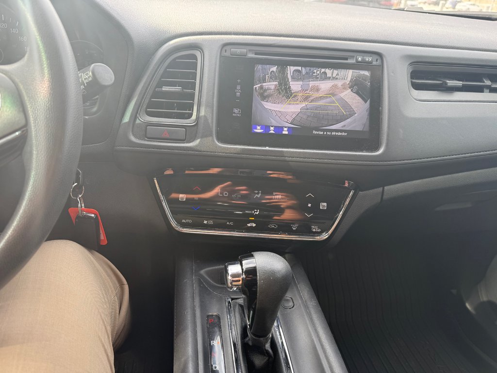2018 Honda HR-V LX in Montreal, Quebec - 10 - w1024h768px