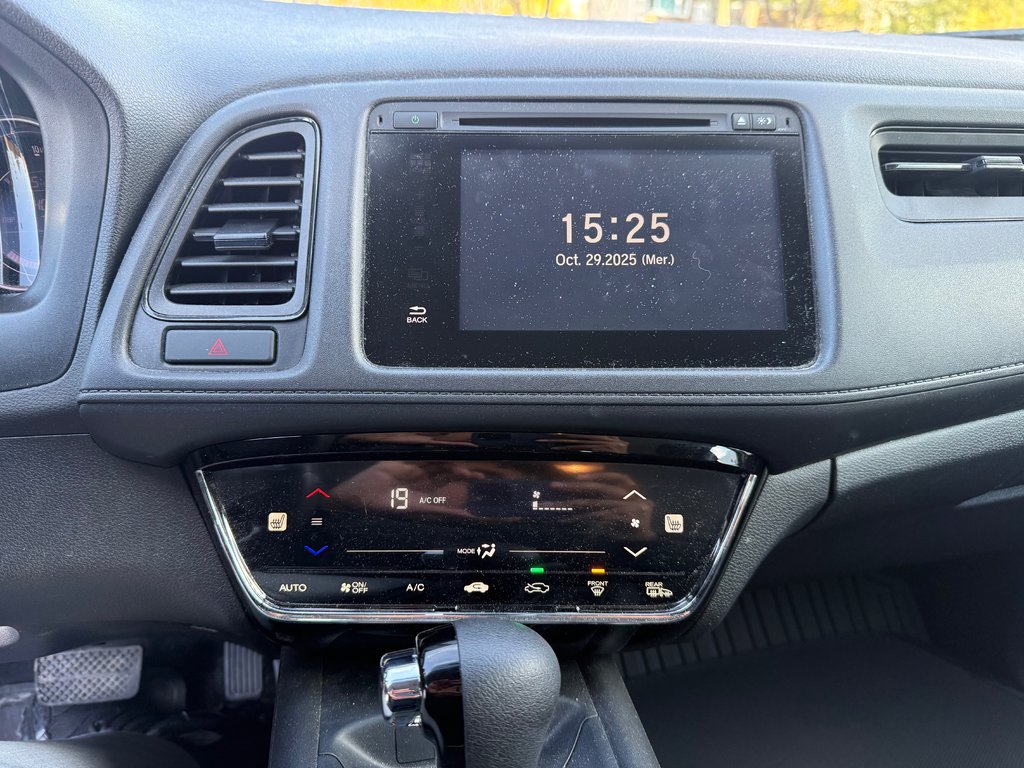 2018 Honda HR-V LX AWD in Montreal, Quebec - 9 - w1024h768px