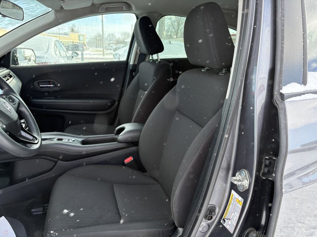 Honda HR-V LX  JAMAIS ACCIDENTÉ I SIEGES CHAUFFANTS I CAMERA I BLUETOOTH 2018 à , Québec - 5 - w1024h768px