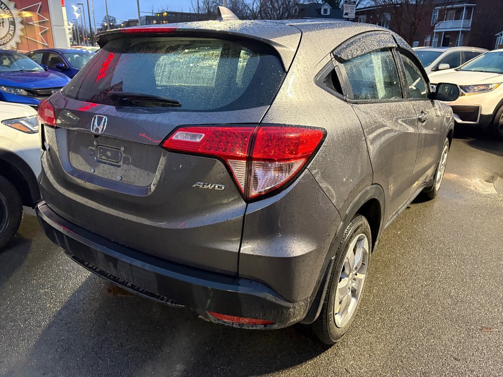 2018 Honda HR-V LX in Montréal, Quebec - 3 - w1024h768px