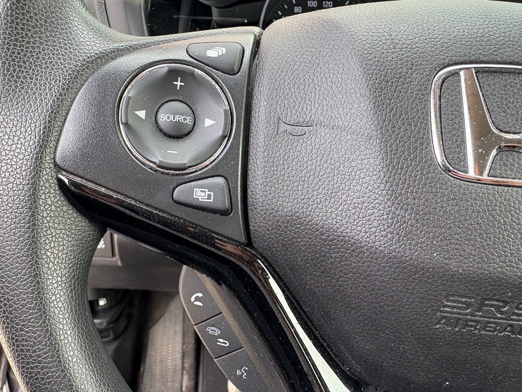 2020 Honda HR-V LX 20 000 KM SEULEMENT 1 PROPRIO in Montreal, Quebec - 10 - w1024h768px