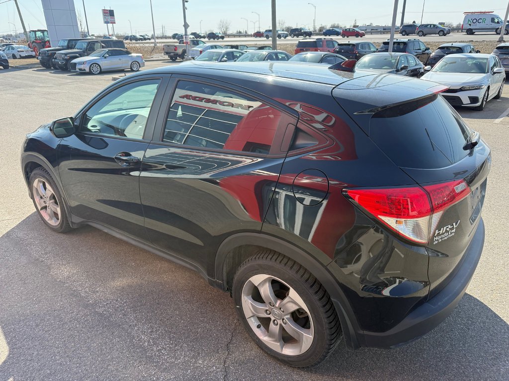 2020 Honda HR-V LX in Lachenaie, Quebec - 3 - w1024h768px