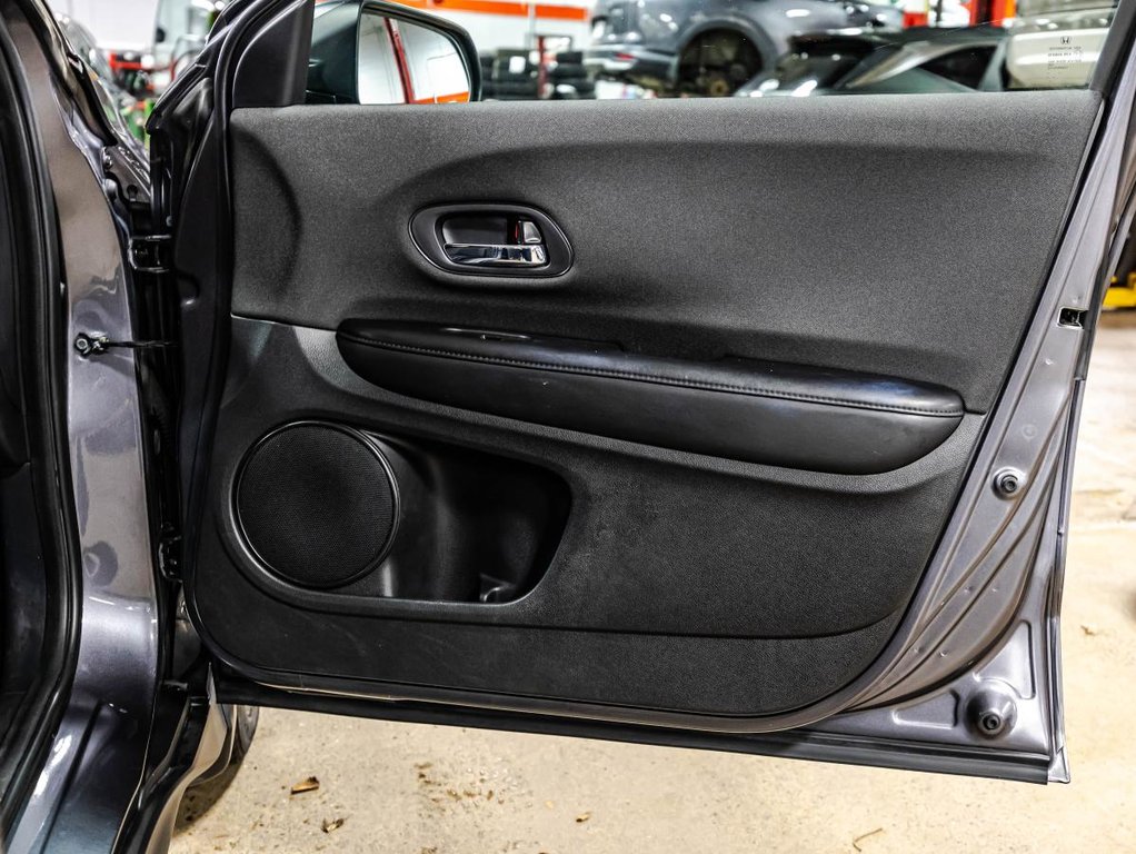 Honda HR-V LX AWD 1 PROPRIO I JAMAIS ACCIDENTÉ I CARPLAY I SIEGES CHAUFFANTS I CAMERA I SECURITE ACTIVE 2021 à , Québec - 16 - w1024h768px