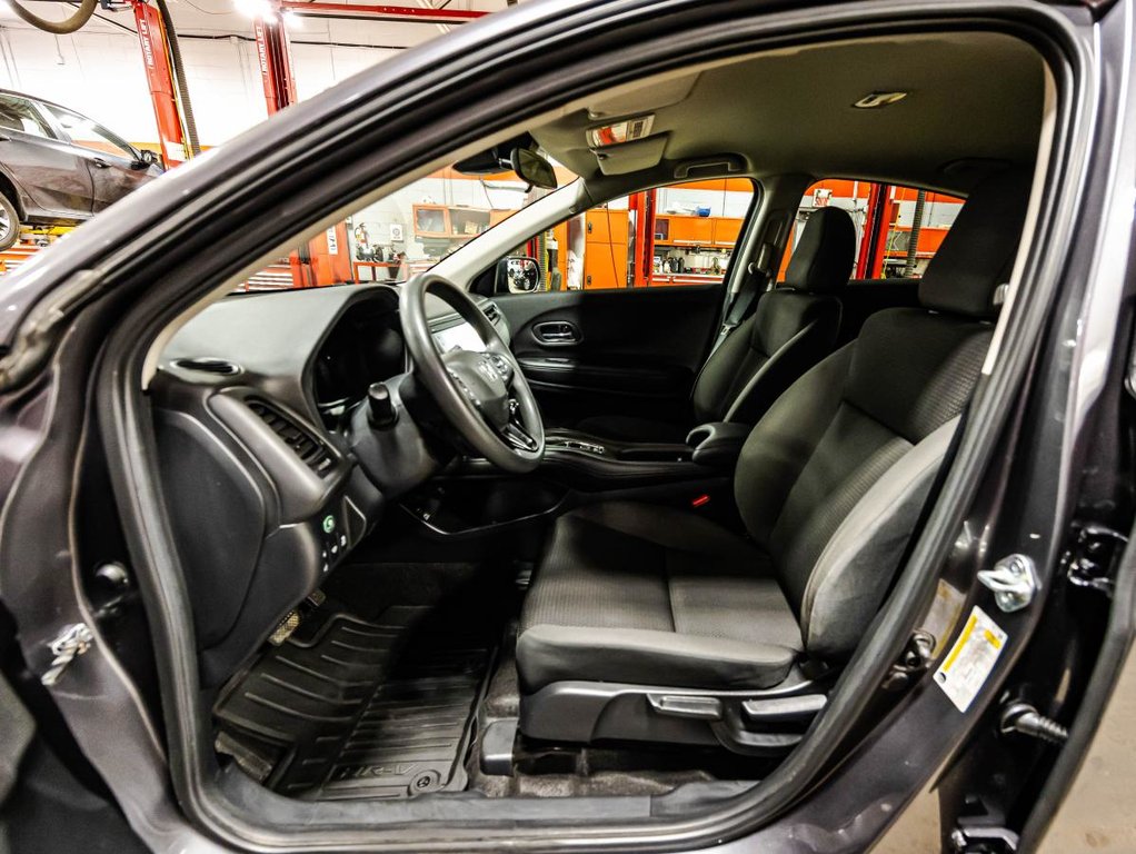 2021 Honda HR-V LX AWD I CARPLAY I MAGS I SIEGES CHAUFFANTS I CXAMERA i SECURITE ACTIVE in , Quebec - 18 - w1024h768px