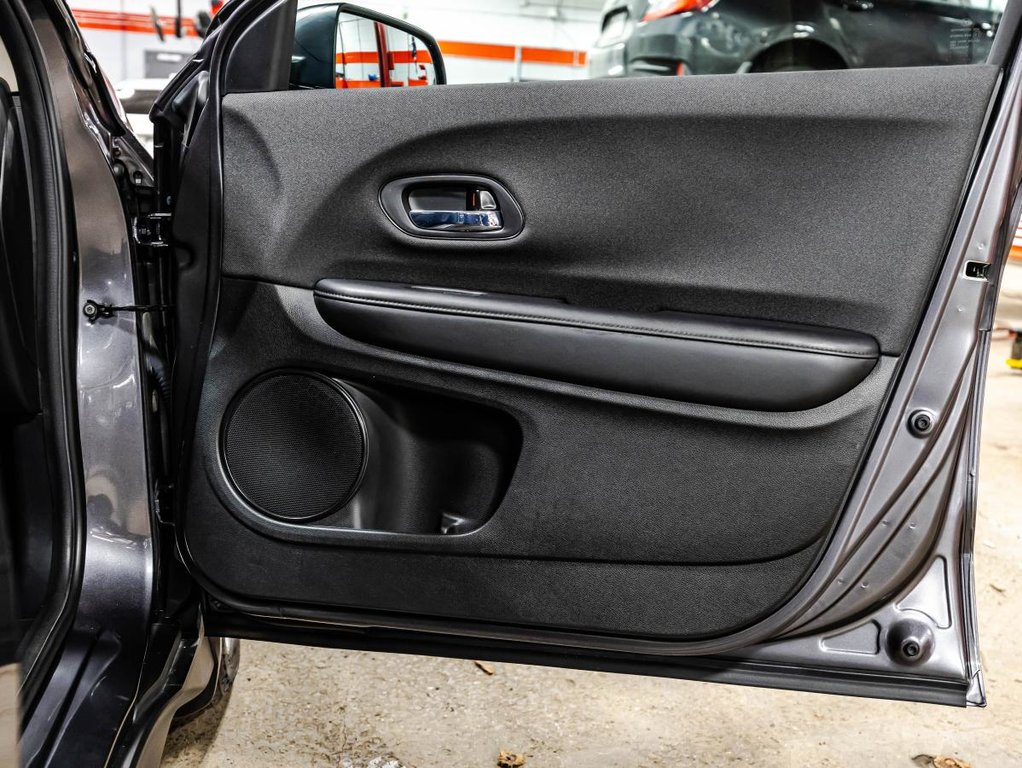 2021 Honda HR-V LX AWD I CARPLAY I MAGS I SIEGES CHAUFFANTS I CXAMERA i SECURITE ACTIVE in , Quebec - 16 - w1024h768px