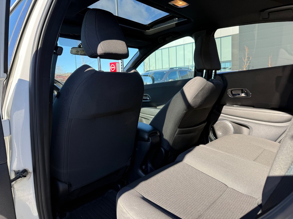Honda HR-V Sport 2021 à Montréal, Québec - 12 - w1024h768px