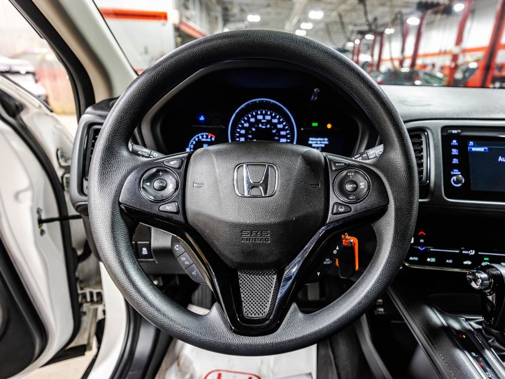 2021 Honda HR-V LX AWD I CARPLAY I MAGS I SIEGES CHAUFFANTS I CAMERA I SECURITE ACTIVE in Montréal, Quebec - 21 - w1024h768px