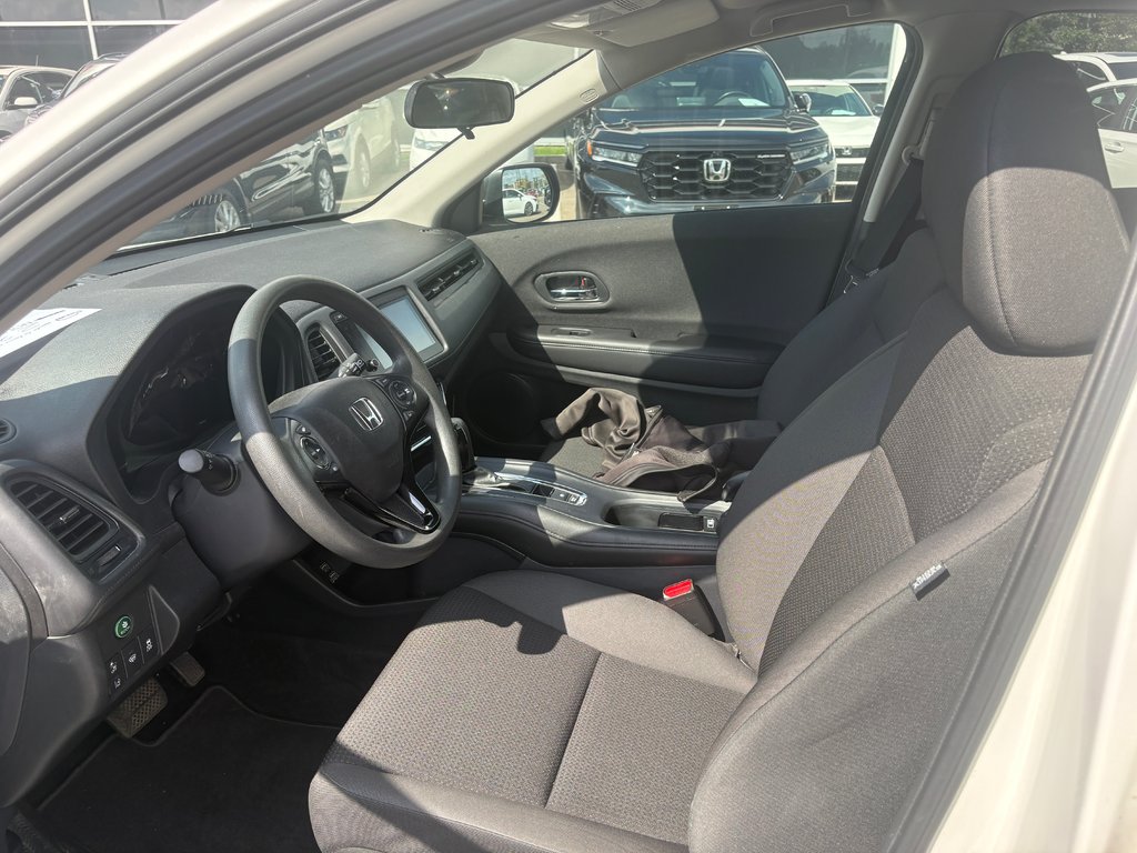 2021 Honda HR-V LX in Lachenaie, Quebec - 8 - w1024h768px