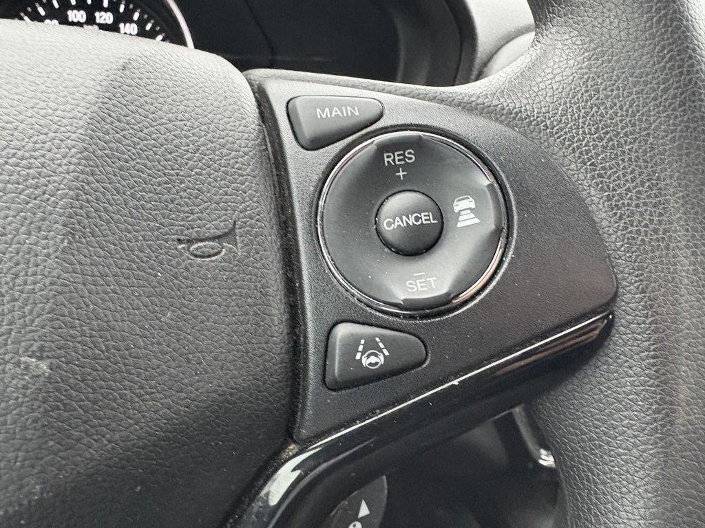 2022 Honda HR-V LX AWD ENTRETIENS CHEZ HONDA I CARPLAY I SIEGES CHAUFFANTS I CAMERA I SECURITE ACTIVE in , Quebec - 9 - w1024h768px