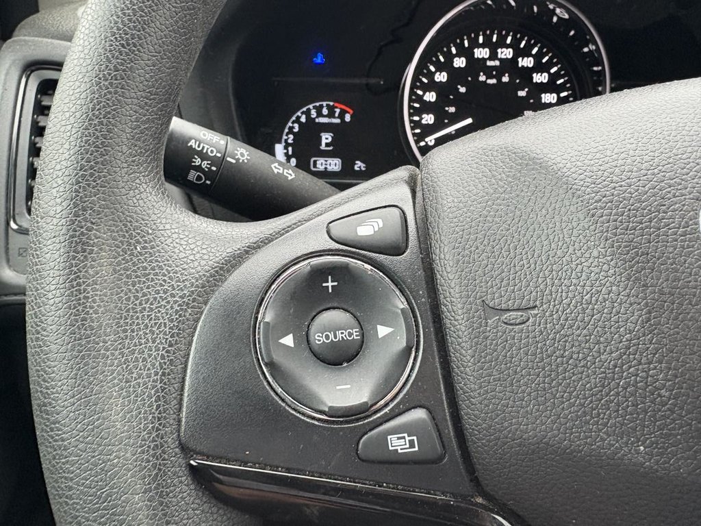 2022 Honda HR-V LX AWD ENTRETIENS CHEZ HONDA I CARPLAY I SIEGES CHAUFFANTS I CAMERA I SECURITE ACTIVE in , Quebec - 8 - w1024h768px