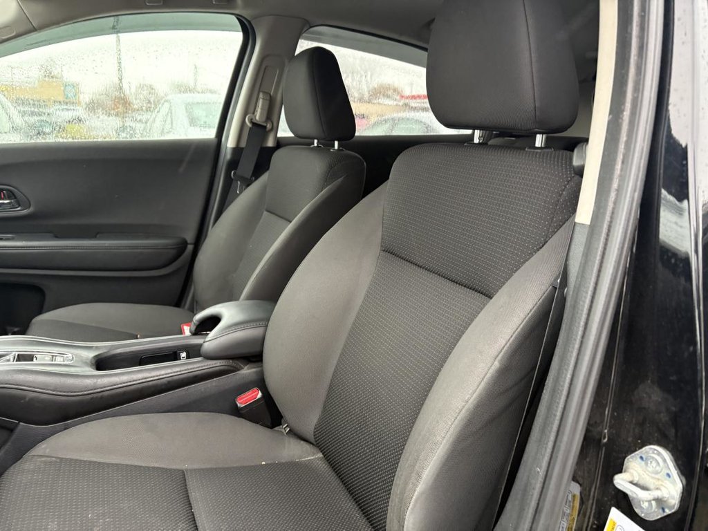 2022 Honda HR-V LX AWD ENTRETIENS CHEZ HONDA I CARPLAY I SIEGES CHAUFFANTS I CAMERA I SECURITE ACTIVE in , Quebec - 6 - w1024h768px