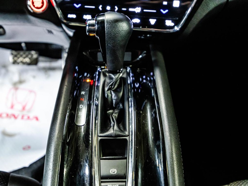 Honda HR-V Sport TOIT OUVRANY I SIEGES CHAUFFANTS I MAGS I CARPLAY I CAMERA I SECURITE ACTIVE 2022 à , Québec - 28 - w1024h768px