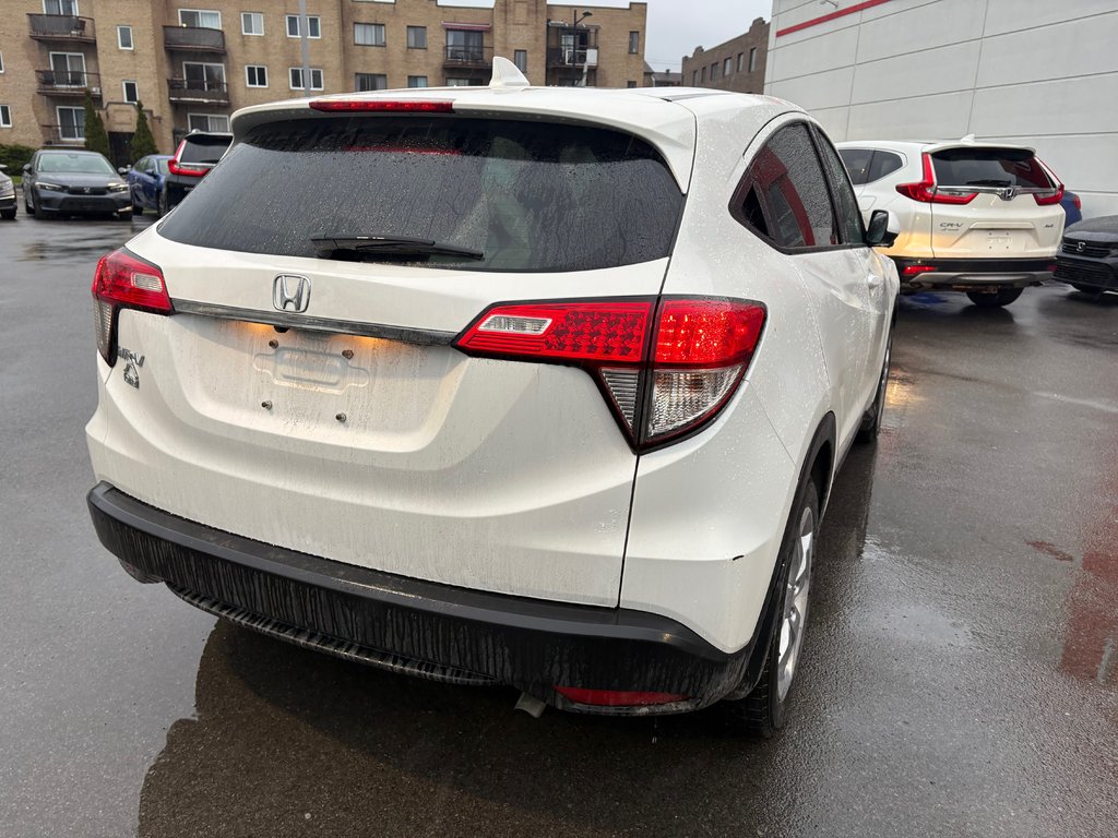 2022 Honda HR-V LX in Montréal, Quebec - 3 - w1024h768px