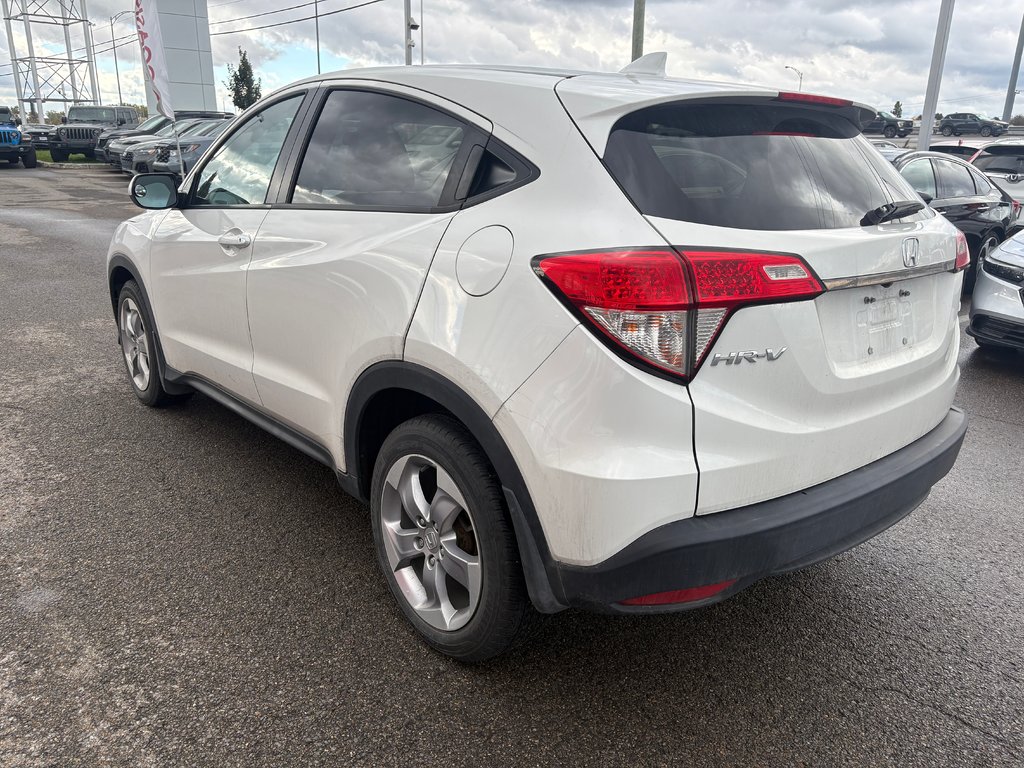 2022 Honda HR-V LX in Lachenaie, Quebec - 3 - w1024h768px