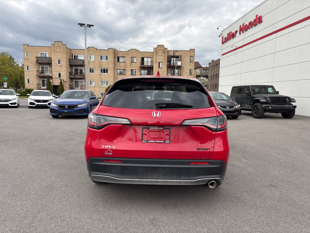2023 Honda HR-V SPORT in Montréal, Quebec - 4 - w1024h768px