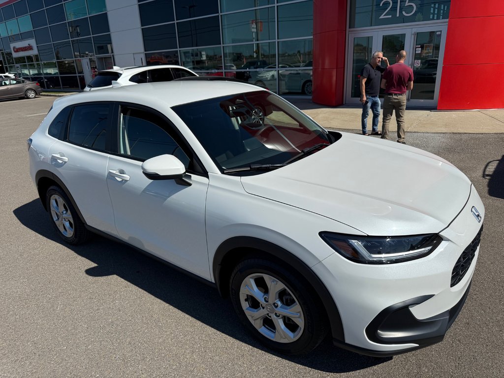 2023 Honda HR-V LX in Lachenaie, Quebec - 5 - w1024h768px