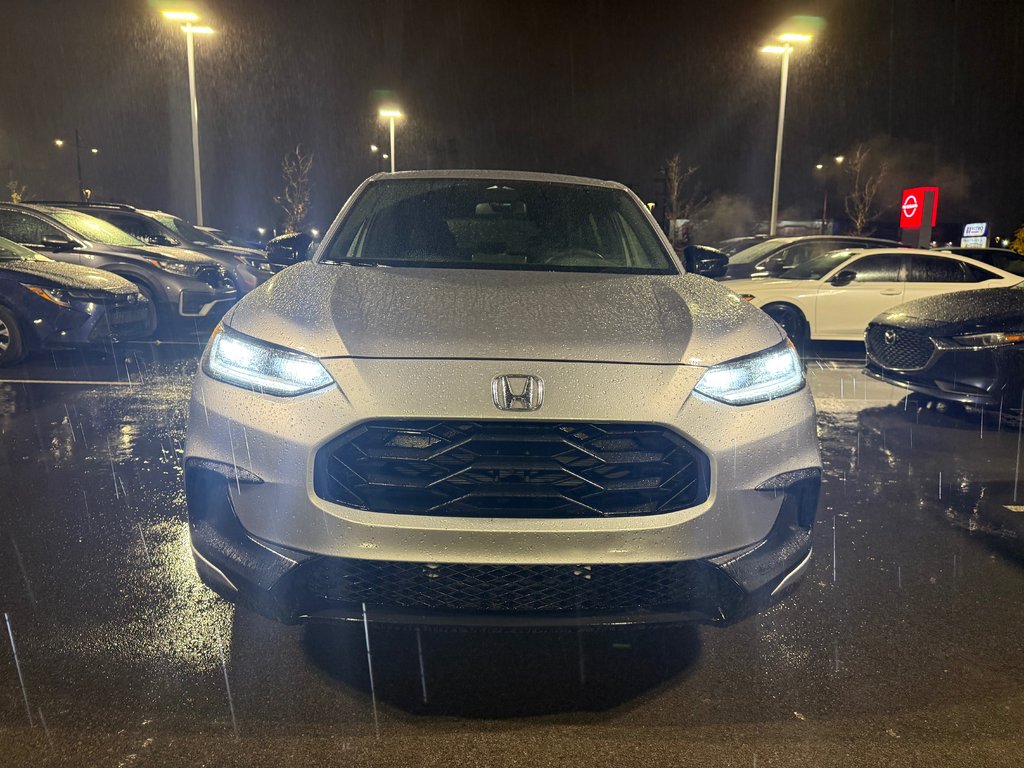 Honda HR-V Sport 2023 à Montréal, Québec - 2 - w1024h768px