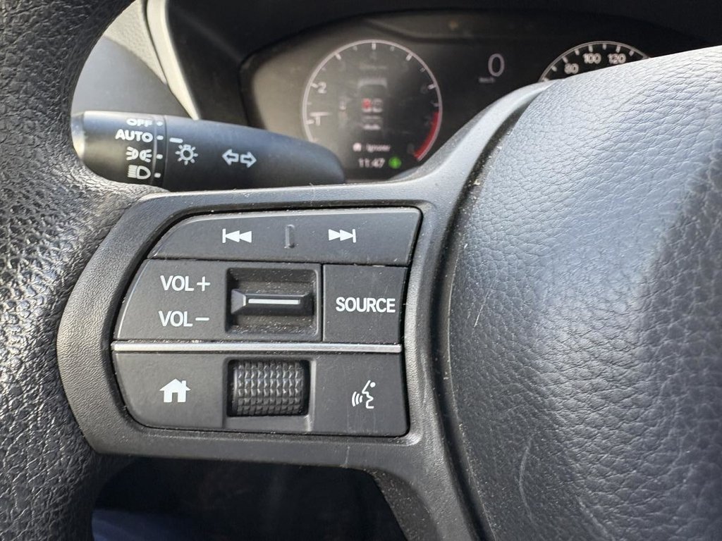 Honda HR-V LX AWD 1 PROPRIO I CARPLAY I SIEGES CHAUFFANTS I DEMARREUR I MAGS IO SECURITE ACTIVE 2023 à , Québec - 8 - w1024h768px