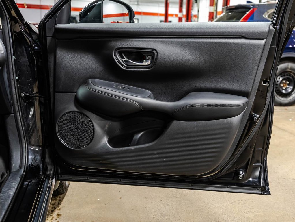 Honda HR-V LX AWD 1 PROPRIO I CARPLAY I SIEGES CHAUFFANTS I DEMARREUR I MAGS IO SECURITE ACTIVE 2023 à , Québec - 16 - w1024h768px