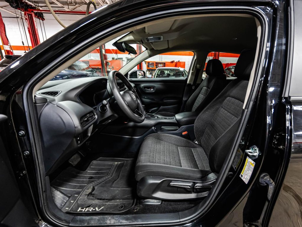 Honda HR-V LX AWD 1 PROPRIO I CARPLAY I SIEGES CHAUFFANTS I DEMARREUR I MAGS IO SECURITE ACTIVE 2023 à , Québec - 18 - w1024h768px