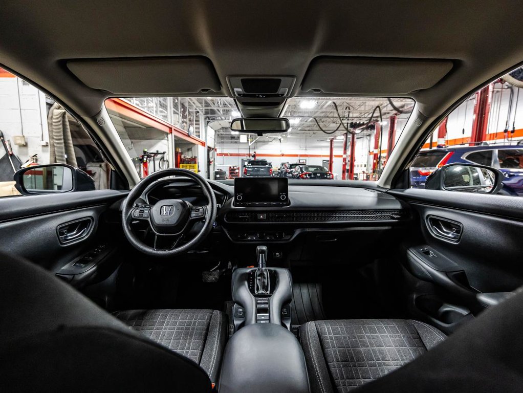 2023 Honda HR-V LX AWD 1 PROPRIO I CARPLAY I SIEGES CHAUFFANTS I DEMARREUR I MAGS I SECURITE ACTIVE in , Quebec - 14 - w1024h768px